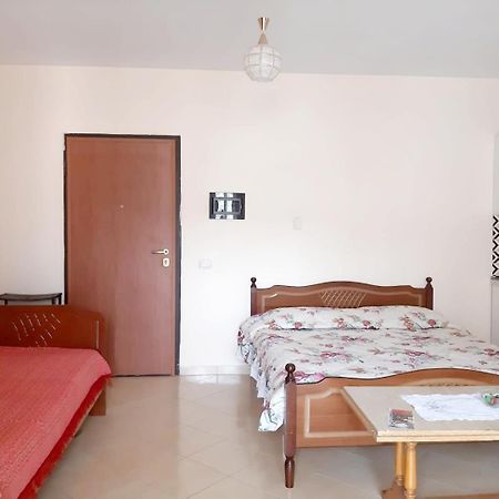 Grazioso Apartamento Arredato A Due Passi Dal Lungomare Vlorë Exterior foto